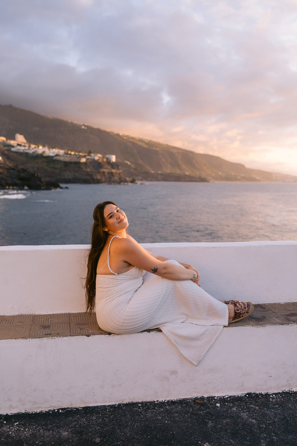 Puerto de la Cruz photoshoot in Punta Brava at sunset of a girl