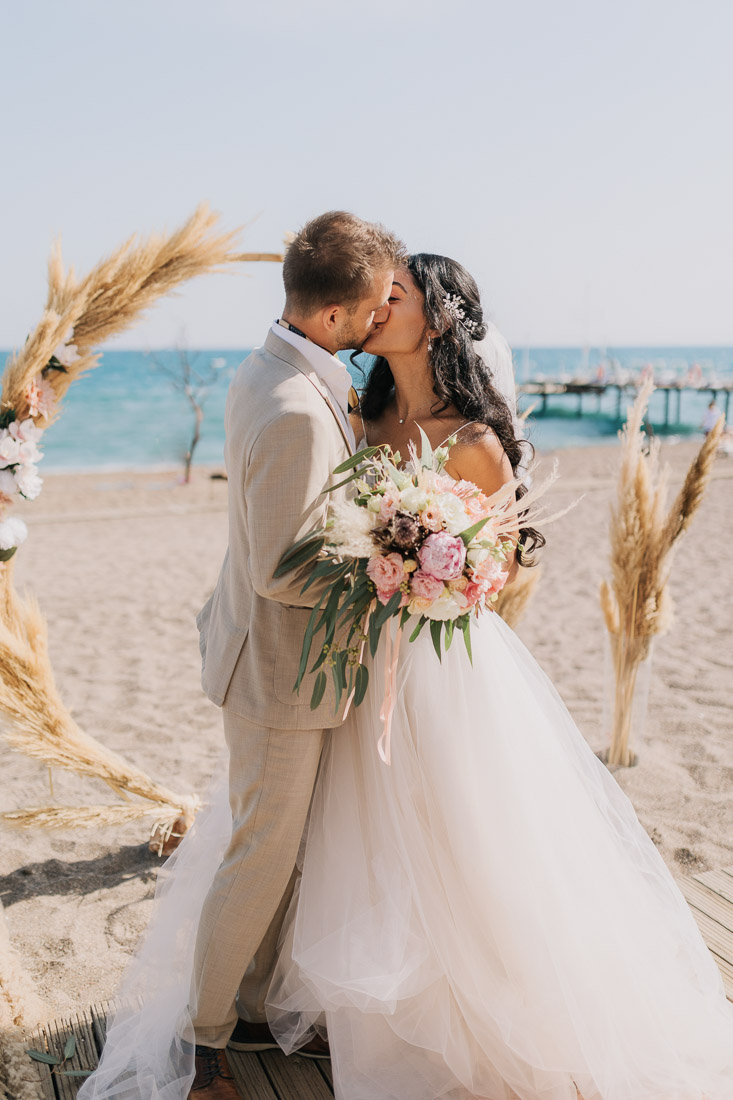 Wedding in RAW beach Hotel Antalya Lara beach